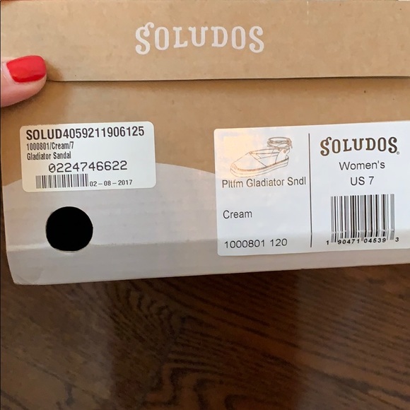 Espadrilles - Picture 4 of 4